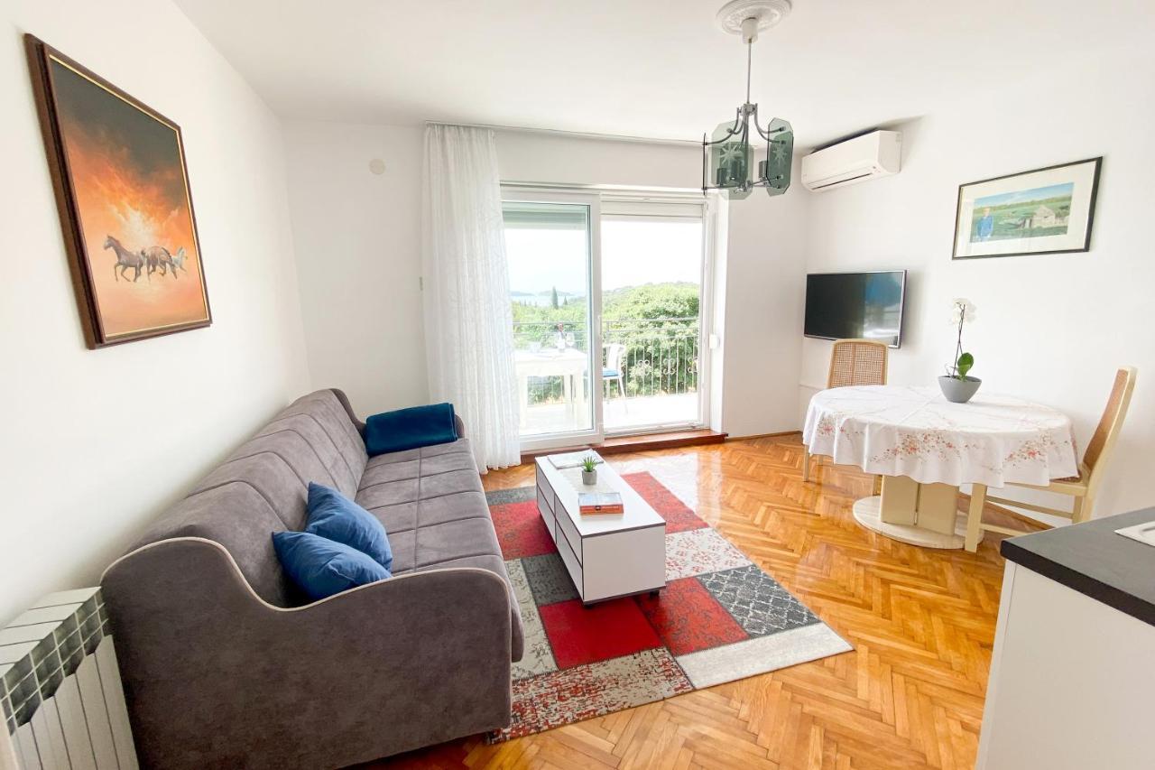 Apartment Centener 로비니 외부 사진